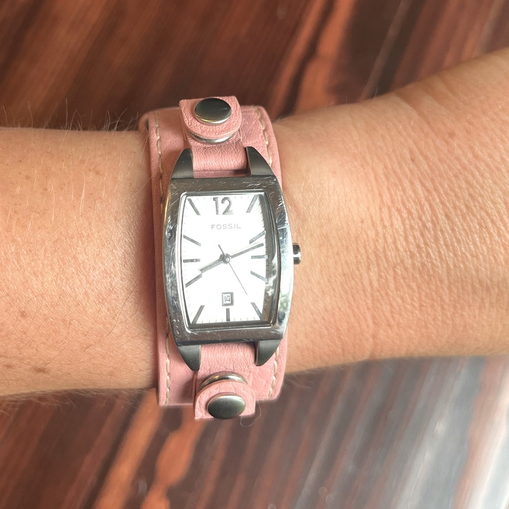 Fossil Watch w/ 3 Leather Bands